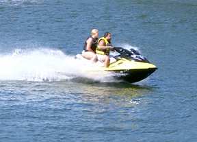 jetskiing - Toledo Bend Lake